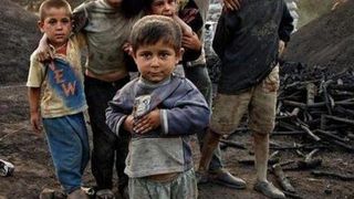 Copii care nu merg la școală nu vor mai primi alocații. Ce aduce anul 2020?