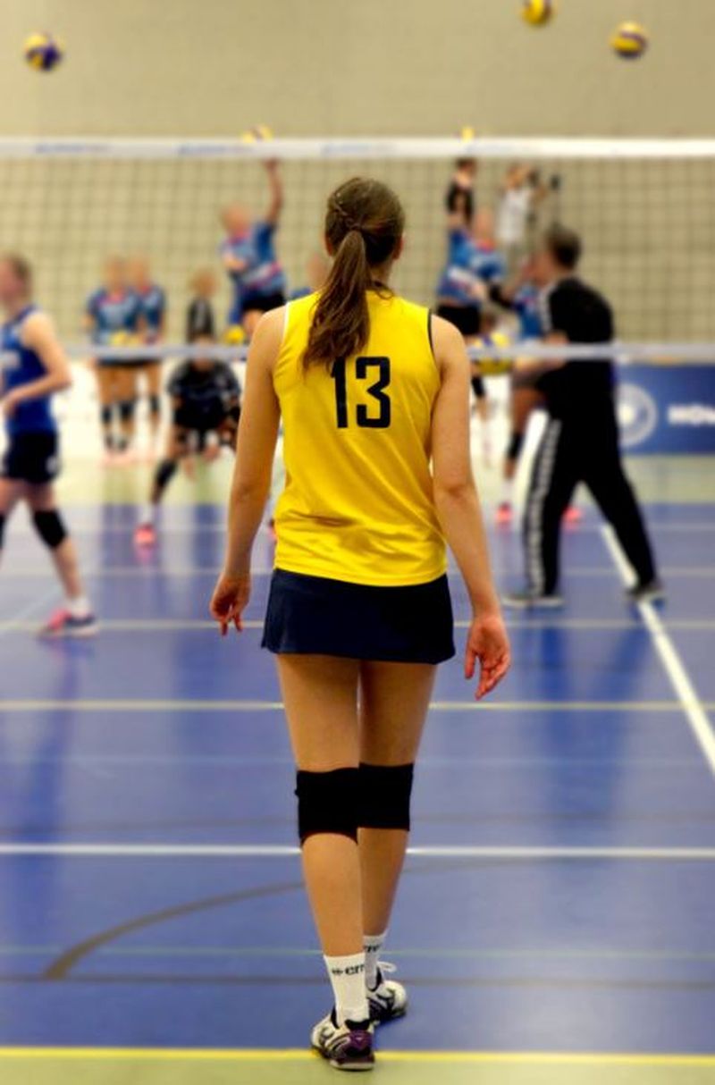 Lucra la un renumit club sportiv și agresa sexual minore în vestiar. Cine e făptașul?