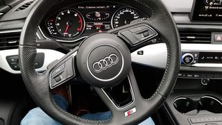 Urmărire ca-n filme pe șosea. Prins cu 166 și 236 de km/h, &icirc;n timp ce fugea de poliție