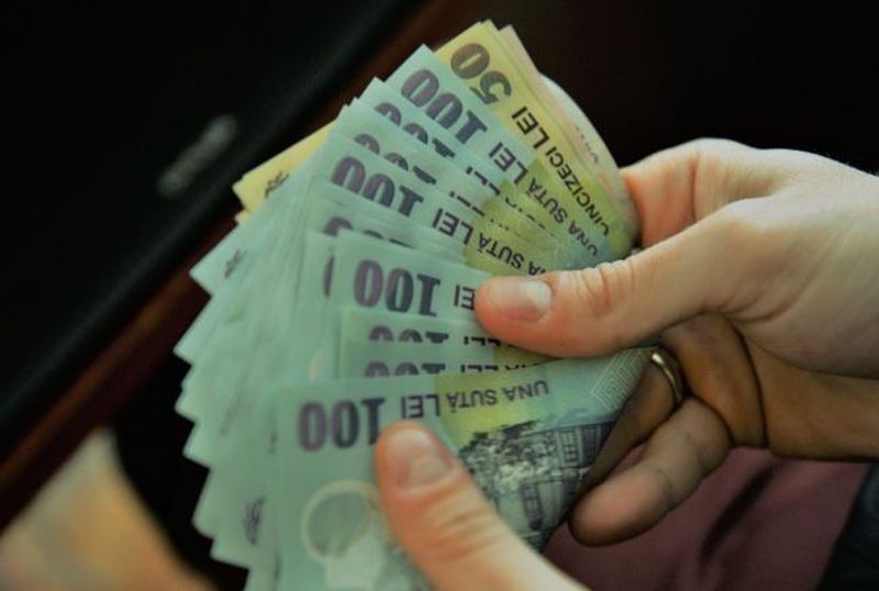 710 lei pentru fiecare familie cu copii antepreșcolari. Vezi cine primește banii de la stat