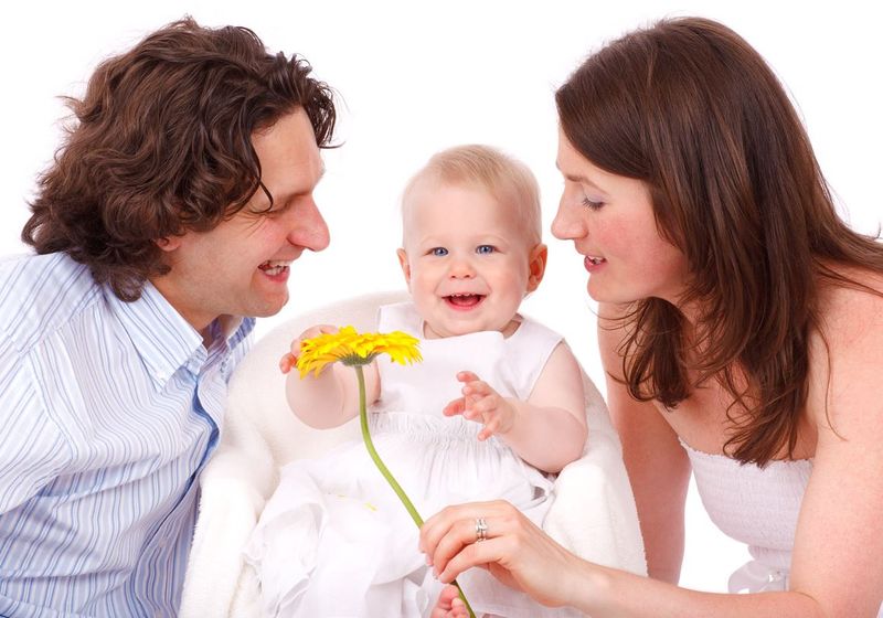 Concediu în plus pentru părinți! Mai multe zile libere pentru părinții cu copii mai mici de 10 ani