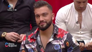 Ana Maria Lintaru, atac la adresa lui Andy de la Puterea Dragostei! "&Icirc;ntreb pentru un prieten"