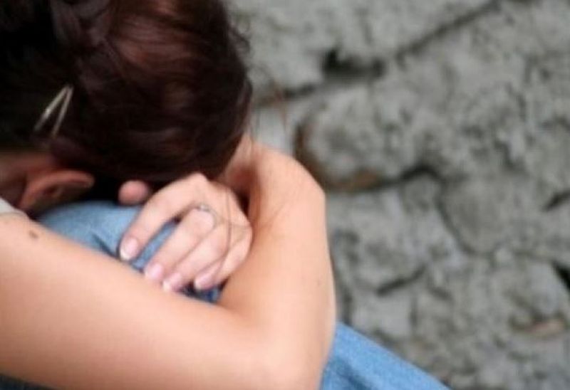 Povestea uluitoare a fetei virgine după viol. A fost violată de trei tineri
