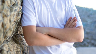 Un adolescent de 15 ani, reținut  după ce ar fi abuzat un minor de 9 ani