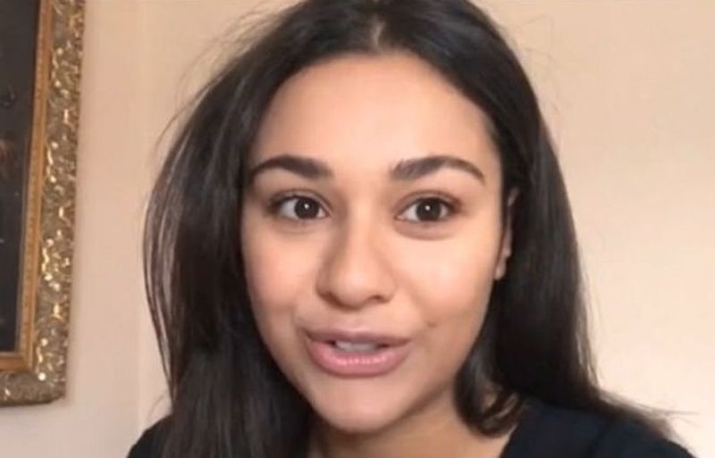 Fata care și-a vândut virginitatea unui politician de 50 de ani. Suma este uluitoare