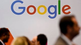 Google lansează noi funcţii de confidenţialitate. Ce surprize vor avea de acum utilizatorii Maps, YouTube şi Voice Assistant