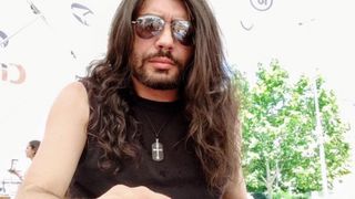 Chitaristul Bogdan Giurea, internat la psihiatrie după ce a amenințat pe Facebook că vrea să-și pună capăt zilelor