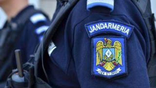 Un jandarm, &icirc;n v&acirc;rstă de 41 de ani este anchetat după ce a sedus un băiat de 15 ani