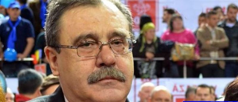 Foşti şefi din Ministerul Educaţiei, trimişi în judecată pentru luare de mită; în dosar este inculpat şi deputatul Viorel Stan