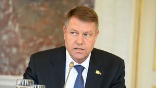 Deținutul care l-a amenințat cu moartea pe Klaus Iohannis, trimis &icirc;n judecată pentru ultraj! Bărbatul s-a supărat pe președinte că nu l-a grațiat