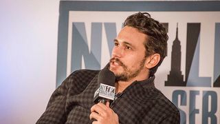 Un anumit regizor și actor acuzat că ține cursuri de actorie pentru a profita de femei