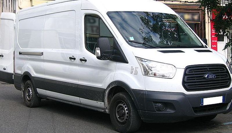 Povestea șocantă a fetei care și-a înscenat propria răpire. Voia să meargă la majoratul iubitului ei