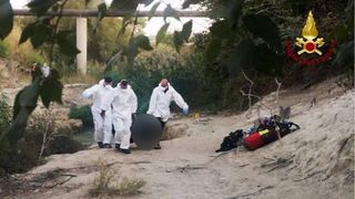 Augustin a fost găsit mort pe marginea unui p&acirc;r&acirc;u din Italia! Era decedat de cinci zile