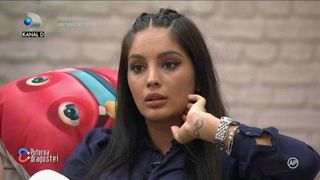 Simina de la Puterea Dragostei, goală la duș! Imaginea care i-a uimit pe admiratorii frumoasei brunete