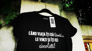 Tricourile personalizate &ndash; ieftine, amuzante și creative din cale-afară