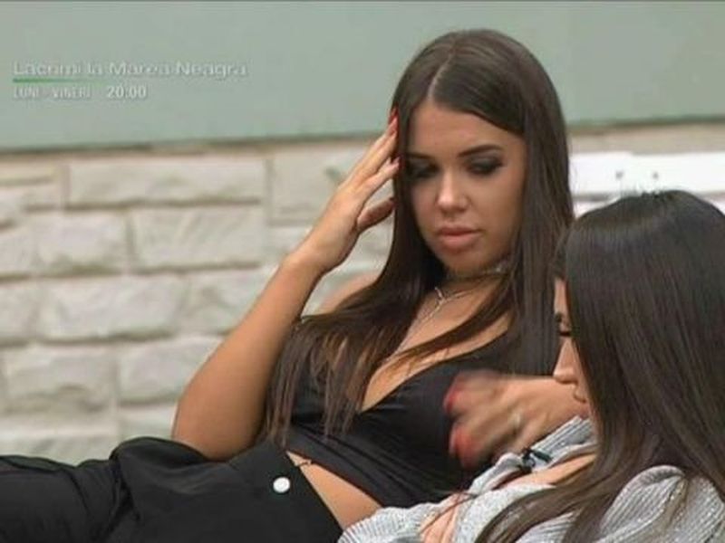 Paula de la Puterea Dragostei, reacție după ce a fost acuzată că are o relație cu bărbat de 70 de ani 