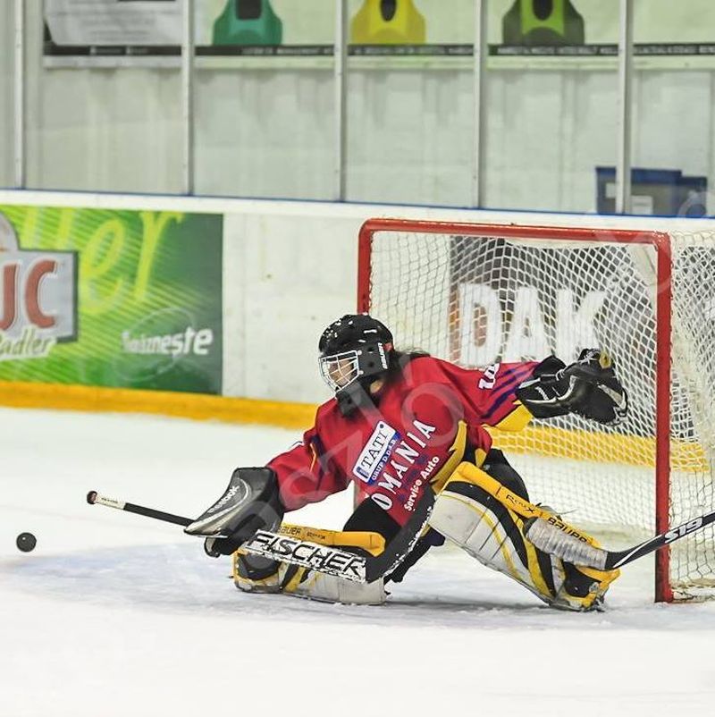 Alertă în Galați. Jucătoare de hochei dată dispărută