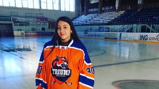 Alertă &icirc;n Galați. Jucătoare de hochei dată dispărută