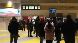 VIDEO | Panică pe aeroportul din Iași. Un pilot a anunțat probleme la aeronavă chiar &icirc;nainte de aterizare