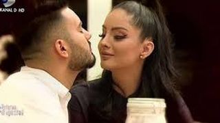 Simina de la Puterea Dragostei a fost dată de gol! S-a întâlnit pe ascuns cu Jador, în România: "S-au sărutat..."