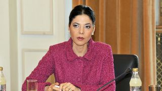 Gestul ministrului Justiției, Ana Birchall, către Mircea Geoană: „Asta-i contribuția mea în pregătirea unui loc eligibil”