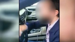 VIDEO | Șofer beat, oprit de martorii accidentului pe care l-a provocat. Ce a urmat e greu de &icirc;nchipuit