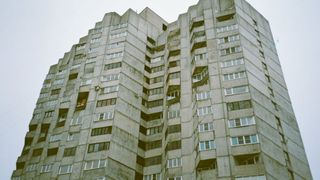 Cazul șocant al unei femei din Craiova. A căzut de la etajul 7 al blocului în care locuia