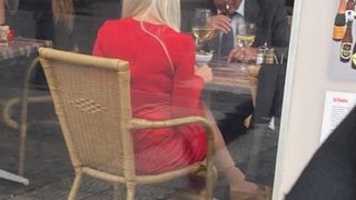 Traian Băsescu, întâlnire cu o blondă misterioasă la Bruxelles. Este noua ”Elena Udrea”?