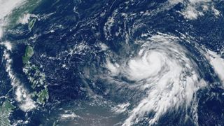 Taifunul Hagibis în Japonia: 11 morţi, 12 dispăruţi, 100 de răniţi