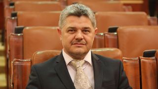 Ninel Peia declarația de avere. Peste zece terenuri, maşini de lux, zeci de mii de euro &icirc;n conturi şi 400.000 de euro bijuteriile soţiei