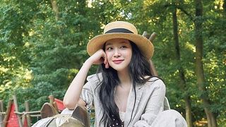 Doliu &icirc;n lumea muzicii: Celebra c&acirc;ntăreață a fost găsită fără viaţă &icirc;n casa ei