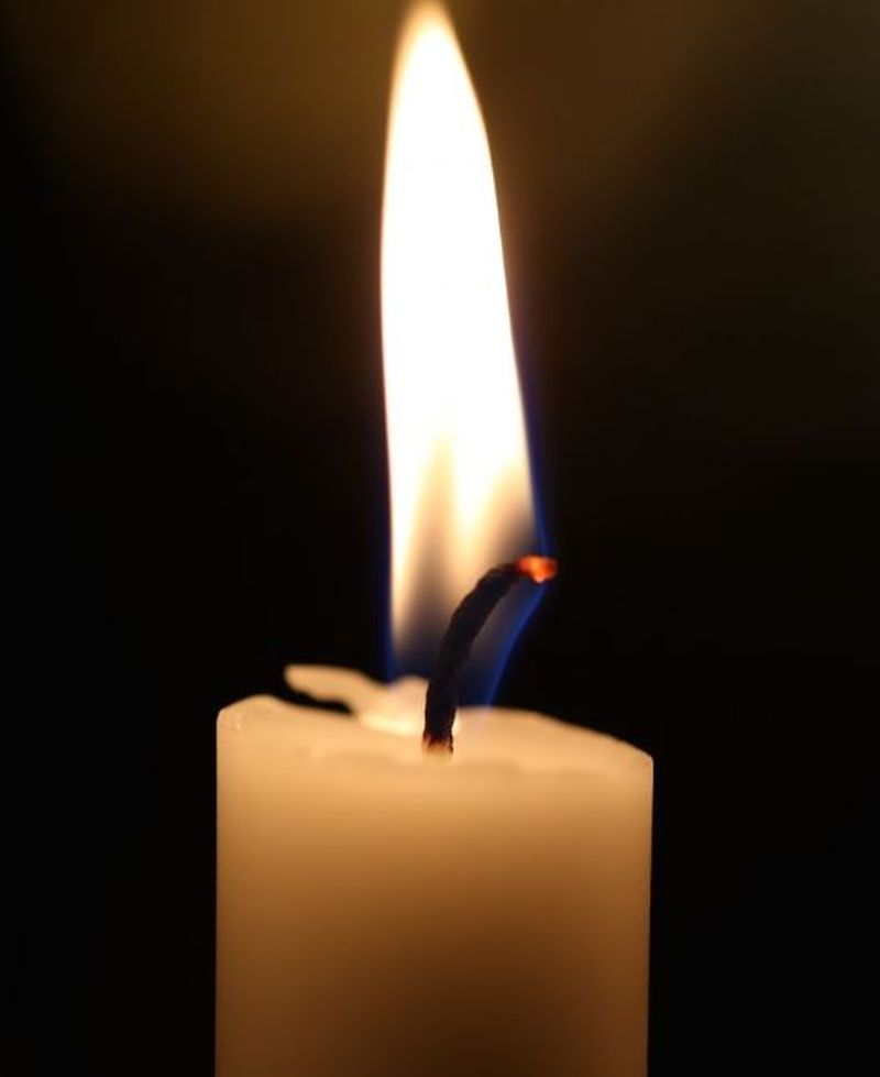 Întâmplare șocantă la înmormântare: „Lăsați-mă să ies, e întuneric aici!”