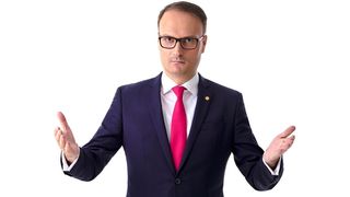 Alexandru Cumpănașu: &rdquo;Voi bulversa viața politică din Italia s-o găsesc pe Alexandra&rdquo;! Prezidențiabilul a vorbit despre nepoata lui la lansarea candidaturii