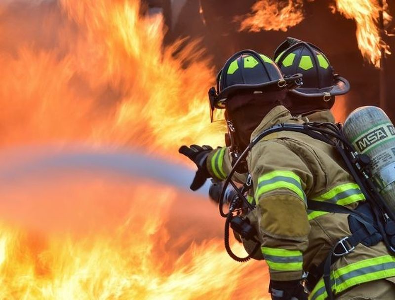 Alertă în centrul Timișoarei. 18 pompieri au intervenit de urgență pentru a stinge focul