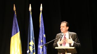 Ludovic Orban, noul premier desemnat, are o soție psiholog! Cum arată Mihaela Orban și ce a scris despre ea politicianul &icirc;n declarația de avere