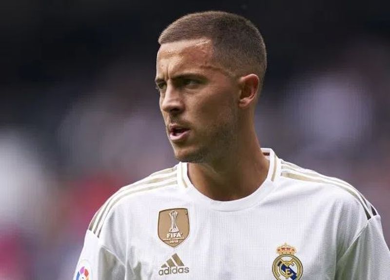 Fotbalist de urgență la spital după meciul de aseară. Dennis Man avea pometele umflat, buza spartă şi acuza amețeli şi dureri de cap după meci