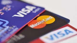 Schimbare de ultimă oră pentru angajați! Vor primi 2.080 lei direct pe card