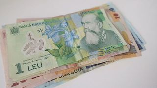 Schimbare de ultimă oră pentru angajați! Vor primi 2.080 lei direct pe card