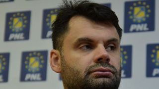 Tăieri drastice din salariu, vezi care sunt rom&acirc;nii care răm&acirc;n fără un sfert din bani