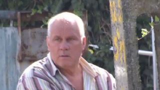 Ipoteză șocantă în Cazul Caracal. Gheorghe Dincă ar fi pus în butoaie oase din mormintele părinților săi