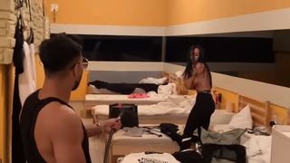  Ella de la Puterea Dragostei i-a arătat silicoanele lui Jador