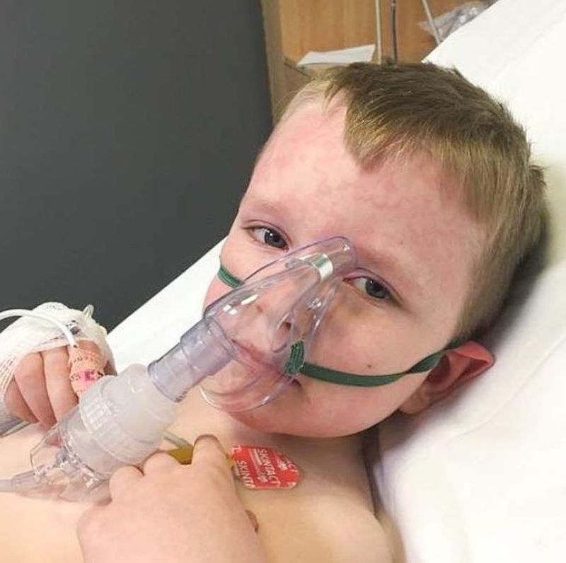 Cazul șocant al copilului alergic la iarnă. Ce reacție îi provoacă frigul