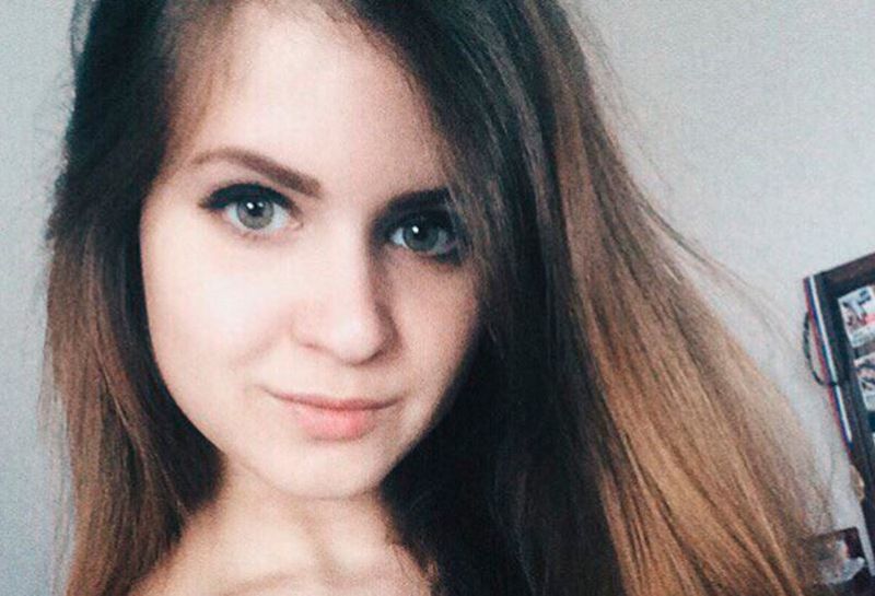 Povestea șocantă a unei mame care a murit în chinuri după ce i-au fost smulse organele interne la naștere