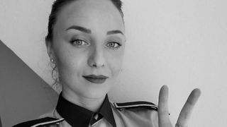 Mesajul fabulos al unei poliţiste din Paşcani pentru bărbaţii cu blugi mulaţi şi gleznele la vedere