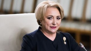 Dăncilă: Când şase formaţiuni politice nu reuşesc să creeze o majoritate, vom încerca să creăm noi o majoritate