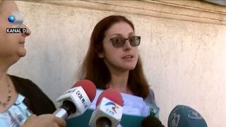 Soții Săcărin, război total cu autoritățile din Rom&acirc;nia! Părinții adoptivi ai Sorinei dau &icirc;n judecată Inspecția Judiciară