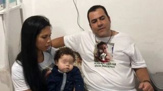 Povestea șocantă a unui copil de doi ani: a murit după ce tatăl său a fugit cu banii pentru tratament