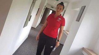 Gestul șocant al unui sportiv: A lovit-o cu pumnii pe femeia-arbitru care îl eliminase