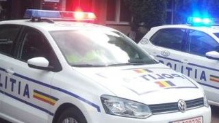 Microbuz spulberat de tren la Timişoara, șoferul a continuat să accelereze