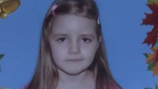 VIDEO | Drama fetiței strivite de poarta de fotbal. Bunic: &bdquo;&Icirc;ngerașul meu s-a dus&rdquo;